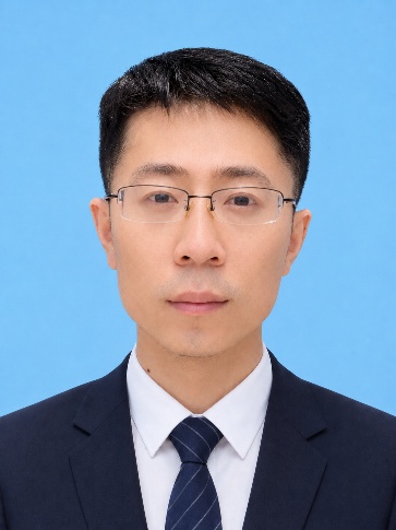 李纪伟个人照片